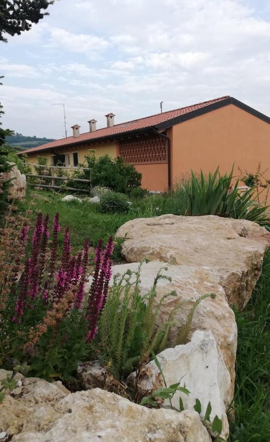 B&B Ca Montemezzano เวโรนา ภายนอก รูปภาพ